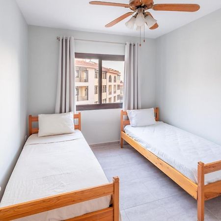 Alexis Apartments - Lovely 2-Bedroom With Swimming Pool Paphos ภายนอก รูปภาพ